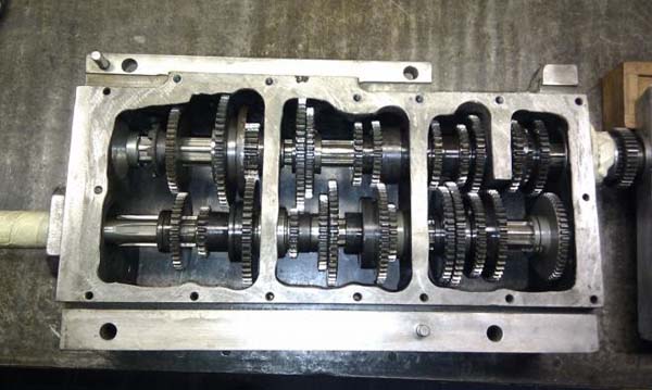 1И611П Коробка подач токарно-гвинторізного верстата 1И611П